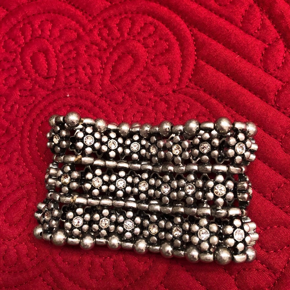 Women’s jewelry